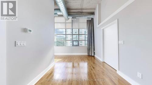 504 - 637 Lake Shore Boulevard, Toronto, ON - Indoor Photo Showing Other Room