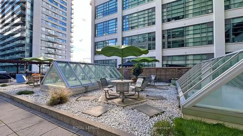 504 - 637 Lake Shore Boulevard, Toronto, ON - Outdoor