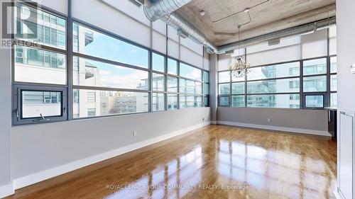 504 - 637 Lake Shore Boulevard, Toronto, ON - Indoor Photo Showing Other Room