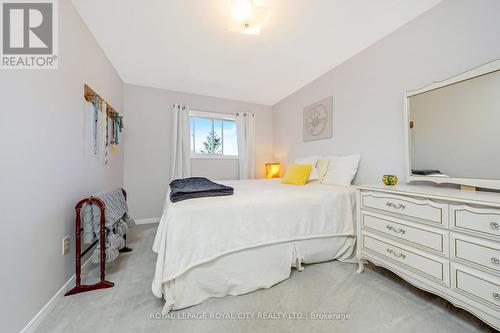 119 Lou'S Boulevard, Guelph/Eramosa, ON - Indoor Photo Showing Bedroom