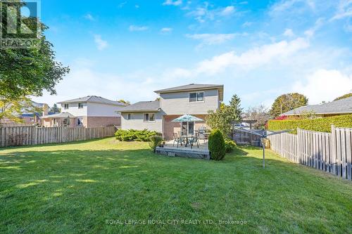 119 Lou'S Boulevard, Guelph/Eramosa, ON - Outdoor With Backyard