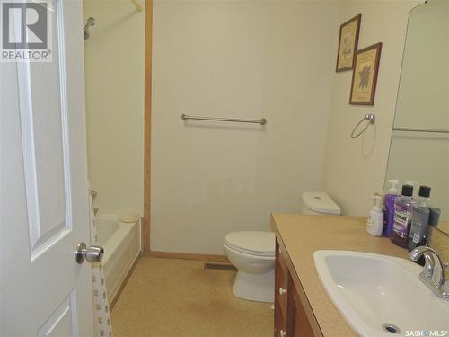 709 Jubilee Place, Estevan, SK - Indoor Photo Showing Bathroom