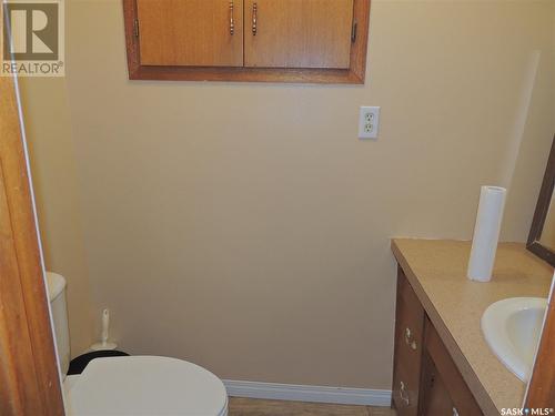 709 Jubilee Place, Estevan, SK - Indoor Photo Showing Bathroom