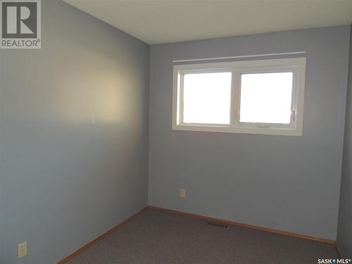 709 Jubilee Place, Estevan, SK - Indoor Photo Showing Other Room