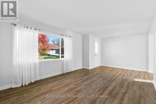 41 Linden Boulevard, Quinte West, ON - Indoor Photo Showing Other Room