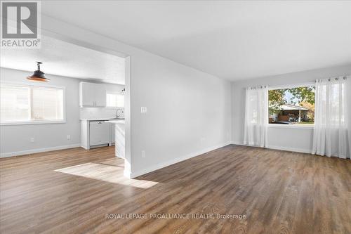 41 Linden Boulevard, Quinte West, ON - Indoor Photo Showing Other Room