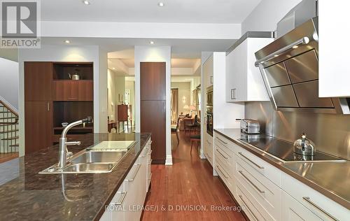 8 Brynhurst Court, Toronto, ON - Indoor Photo Showing Kitchen With Double Sink