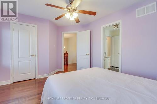 15 Canyon Gate Crescent, Vaughan, ON - Indoor Photo Showing Bedroom