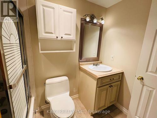 1388 Stonecutter Drive, Oakville, ON - Indoor Photo Showing Bathroom