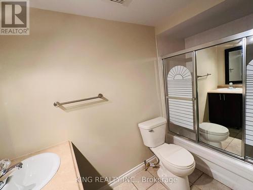 1388 Stonecutter Drive, Oakville, ON - Indoor Photo Showing Bathroom