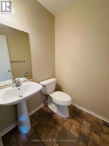 1388 Stonecutter Drive, Oakville, ON - Indoor Photo Showing Bathroom