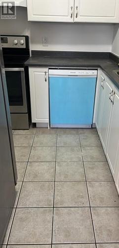 32 - 286 Cushman Road, St. Catharines, ON - Indoor Photo Showing Kitchen