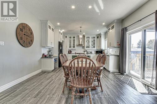 Main Level 9-0 high ceilings - 185 Spencer Avenue, Lucan Biddulph (Lucan), ON - Indoor Photo Showing Dining Room