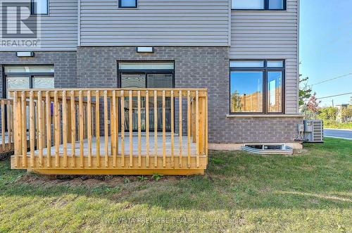 20 - 3635 Southbridge Avenue, London, ON - Outdoor