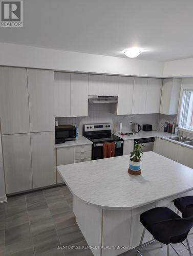 601 - 1525 Kingston Road, Pickering, ON - Indoor Photo Showing Kitchen With Stainless Steel Kitchen