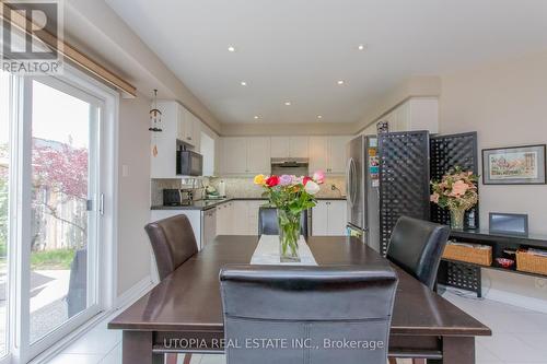 3967 Mcdowell Drive, Mississauga, ON - Indoor Photo Showing Dining Room