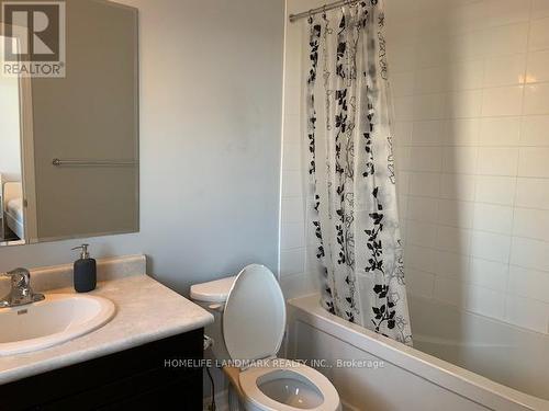 127 Buckle Crescent, Aurora, ON - Indoor Photo Showing Bathroom