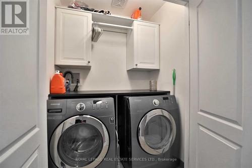 90 Palacebeach Trail, Hamilton, ON - Indoor Photo Showing Laundry Room