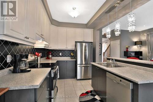 90 Palacebeach Trail, Hamilton, ON - Indoor Photo Showing Kitchen With Stainless Steel Kitchen With Double Sink With Upgraded Kitchen