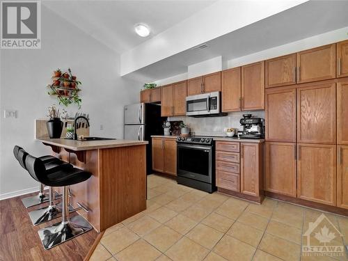 107 Artesa Private Unit#C, Ottawa, ON - Indoor Photo Showing Kitchen