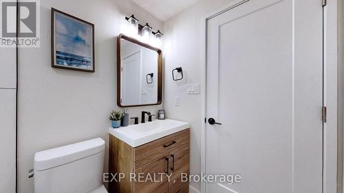 1570 Saugeen Drive, Pickering, ON - Indoor Photo Showing Bathroom