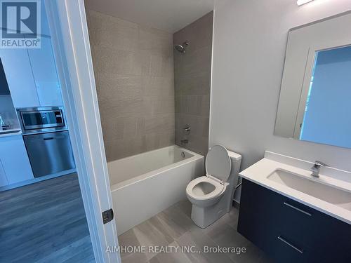 1902 - 50 Upper Mall Way, Vaughan, ON - Indoor Photo Showing Bathroom