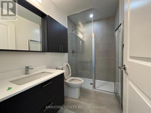 1902 - 50 Upper Mall Way, Vaughan, ON - Indoor Photo Showing Bathroom