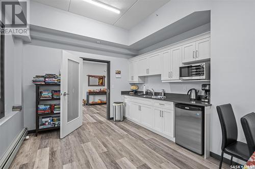 306 2641 Woodbridge Drive, Prince Albert, SK - Indoor Photo Showing Kitchen