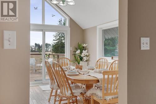 9009 Sideroad 27, Erin, ON - Indoor Photo Showing Dining Room