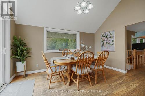 9009 Sideroad 27, Erin, ON - Indoor Photo Showing Dining Room