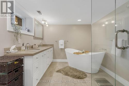 9009 Sideroad 27, Erin, ON - Indoor Photo Showing Bathroom