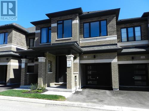 30 Bluebird Lane, Barrie, ON - Outdoor With Facade