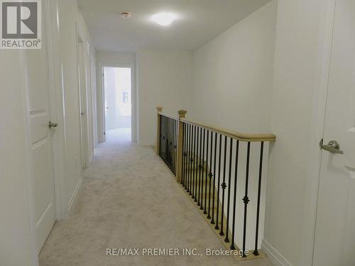 30 Bluebird Lane, Barrie, ON - Indoor Photo Showing Other Room