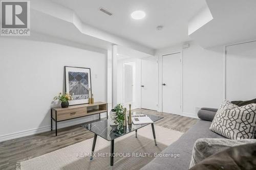 Bsmt - 96 Ashridge Drive, Toronto, ON - Indoor Photo Showing Living Room