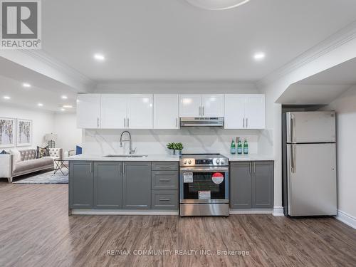 481 Broadgreen Street, Pickering, ON - Indoor Photo Showing Kitchen