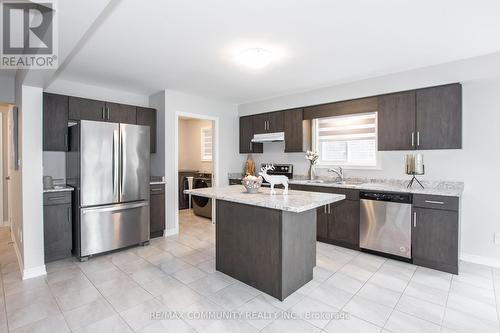 364 Julia Drive, Welland, ON - Indoor Photo Showing Kitchen With Double Sink