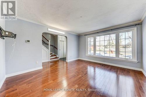 35 Hobden Place, Toronto, ON - Indoor Photo Showing Other Room