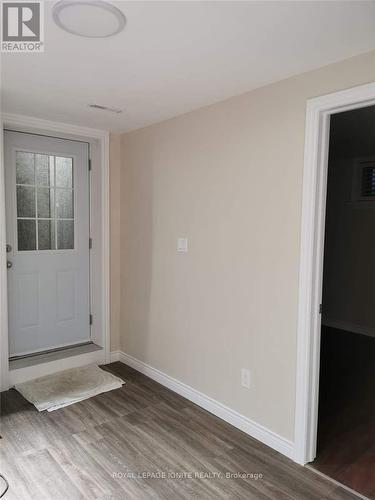 35 Hobden Place, Toronto, ON - Indoor Photo Showing Other Room