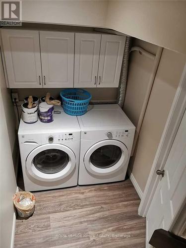 35 Hobden Place, Toronto, ON - Indoor Photo Showing Laundry Room