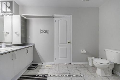 112 Brisdale Drive, Brampton, ON - Indoor Photo Showing Bathroom