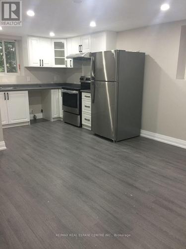 Bsment - 777 Cabot Trail, Milton, ON - Indoor Photo Showing Kitchen With Stainless Steel Kitchen