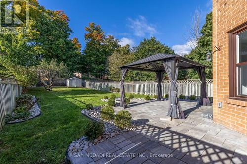 5392 Champlain Trail, Mississauga, ON - Outdoor With Backyard