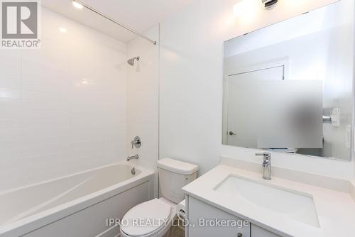 407 - 1440 Clarriage Court, Milton, ON - Indoor Photo Showing Bathroom