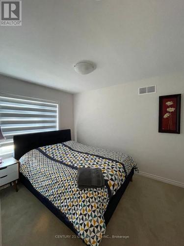 7884 Seabiscuite Drive, Niagara Falls, ON - Indoor Photo Showing Bedroom