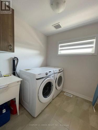 7884 Seabiscuite Drive, Niagara Falls, ON - Indoor Photo Showing Laundry Room