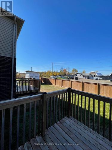 7884 Seabiscuite Drive, Niagara Falls, ON - Outdoor With Balcony