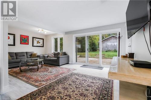 1958 Shore Lane, Wasaga Beach, ON - Indoor Photo Showing Living Room