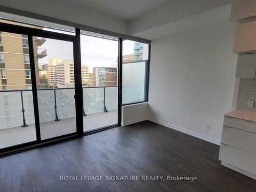 610-185 Roehampton Ave, Toronto, ON - Indoor Photo Showing Other Room