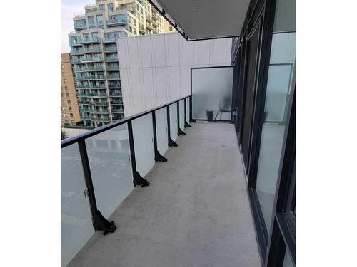 610-185 Roehampton Ave, Toronto, ON - Outdoor With Balcony With Exterior