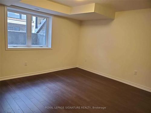 1-220 Lagerfeld Dr, Brampton, ON - Indoor Photo Showing Other Room